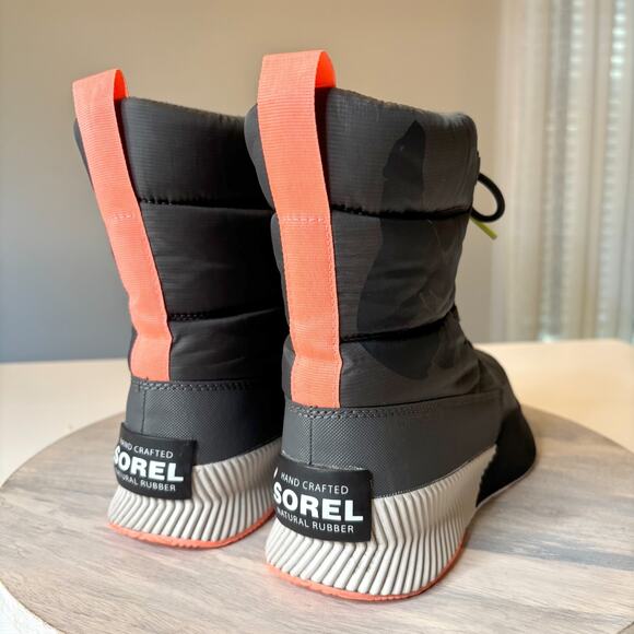 SOREL Out N About III Puffy Lace WP Women's Outdoor Waterproof Boots US Size 9 - Picture 8 of 13